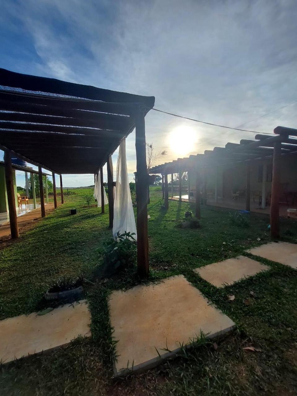 Pousada O Canto Da Seriema Nobres Exteriör bild